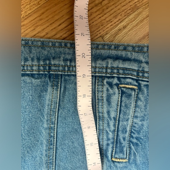 Mountain Mama Universal Thread XL Cropped Jean Jacket - Picture 2 of 6